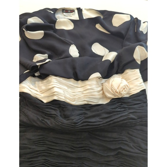 Vintage Saint ROMEI 100% Silk Dress 16 Black White Wing Sleeves Hong Kong Artsy - Picture 2 of 16